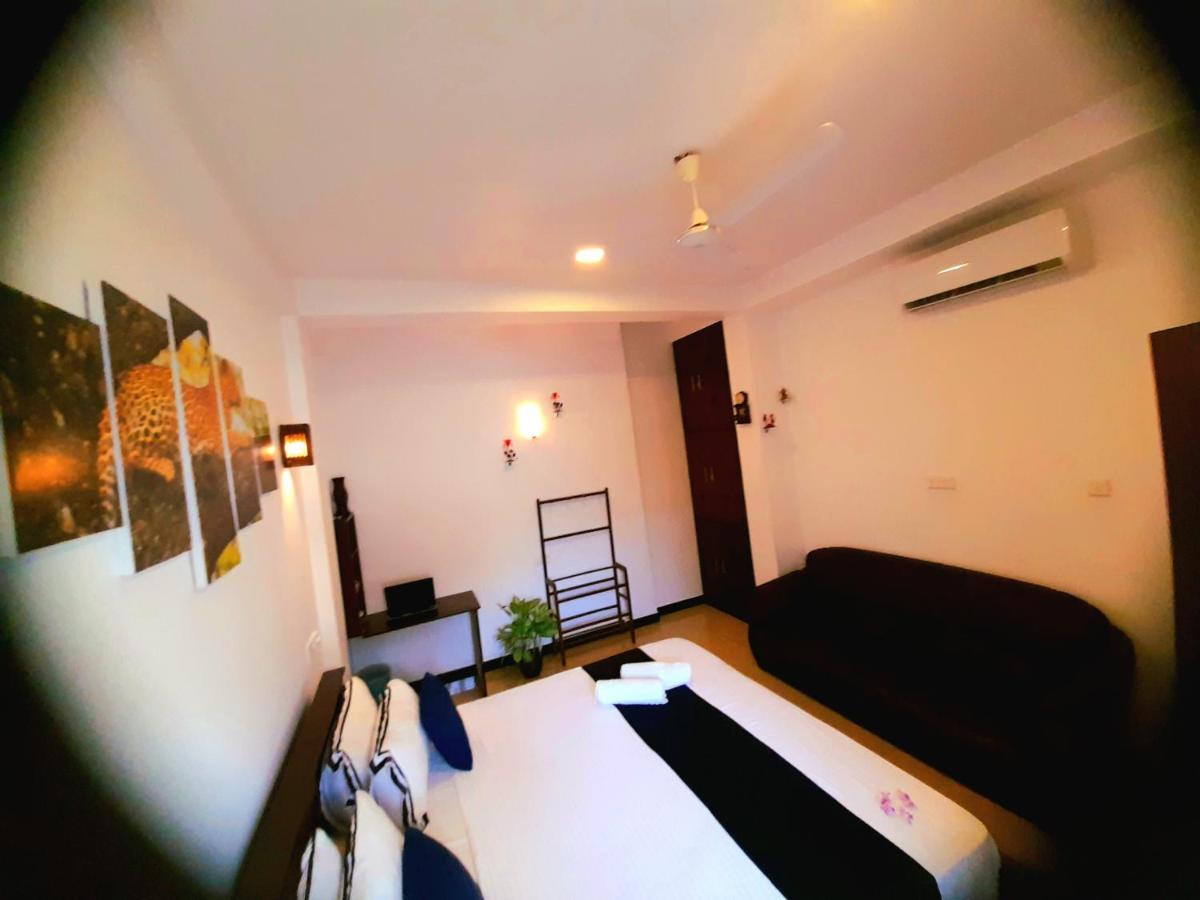 ホテル Weligama Watergate エクステリア 写真